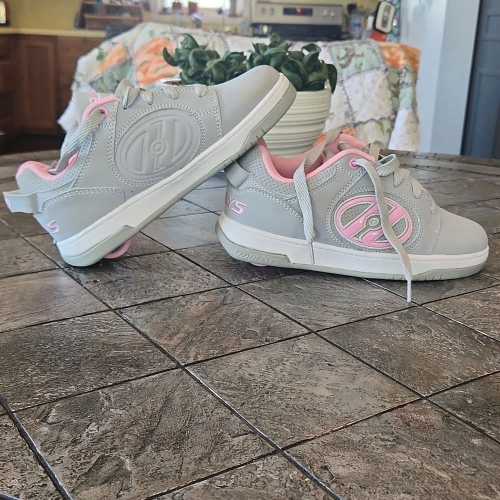 Heelys Voyager HE100715 Skate Shoe Sneaker Pink/Gray Youth Size 4 - Picture 6 of 7